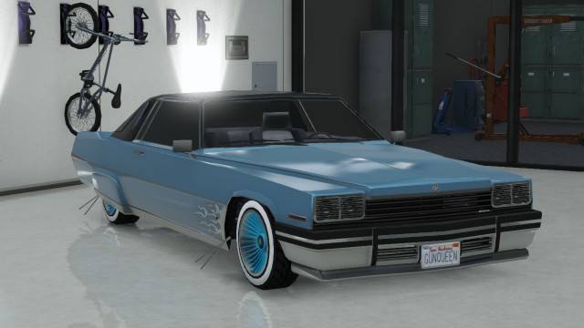 Gun Queen Lowrider